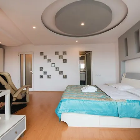 Near Old Town - Nicopole Апартаменти Брашов